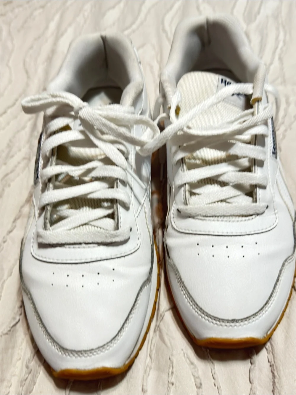 Reebok classic low